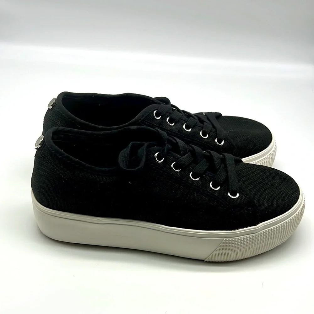 Steve Madden - Emmi Black & White Platform Lace Up Sneakers Size 8